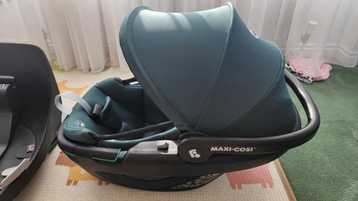 База FamilyFix 360 + столче за кола Maxi Cosy Coral 360