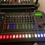 Roland TR-8S drum machine - като нов, гаранция, пълен комплект — снимка 1