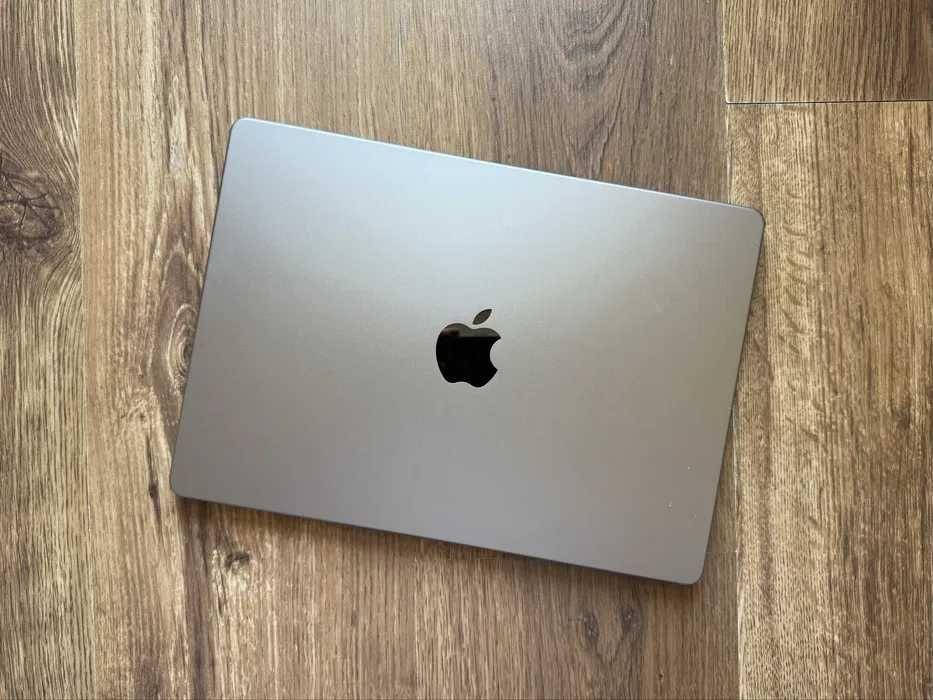 Apply Mac M1 PRO 14" 2021 16GB RAM 512GB
